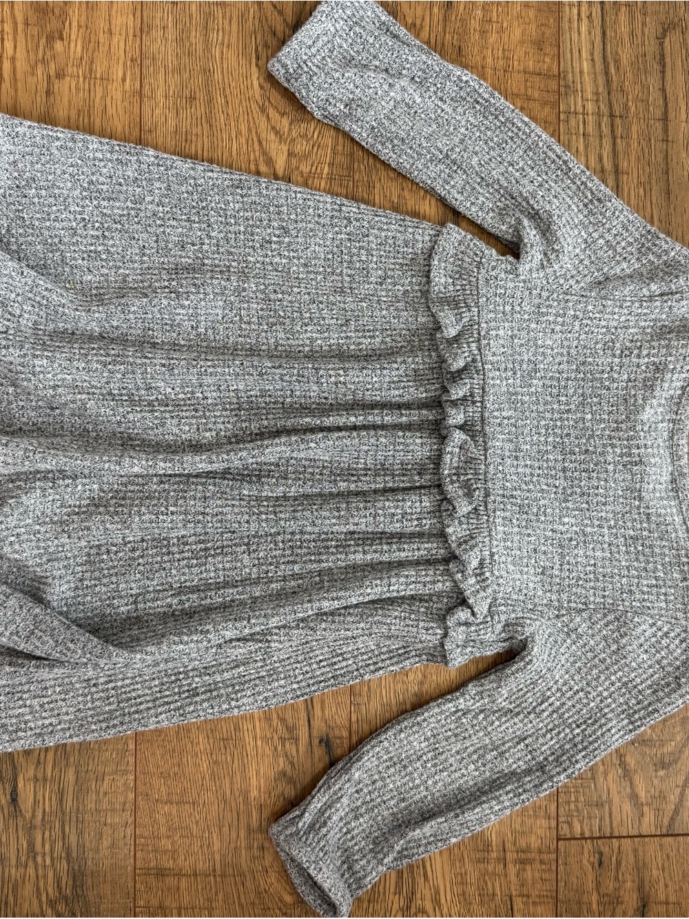 Old Navy Gray Ribbed Ruffle-Front Knit Dress - Picture 4 of 4